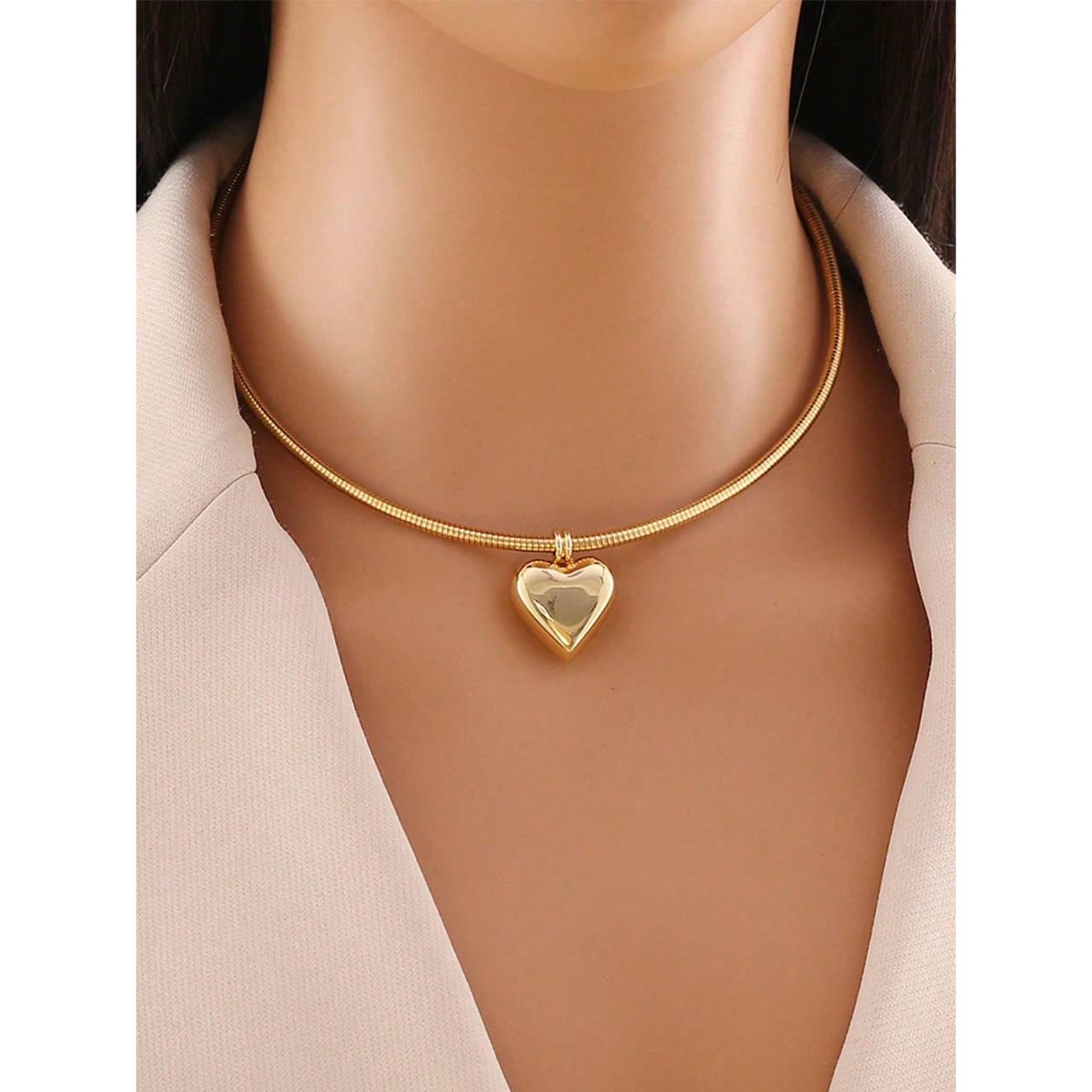 Clavicle Neckpiece