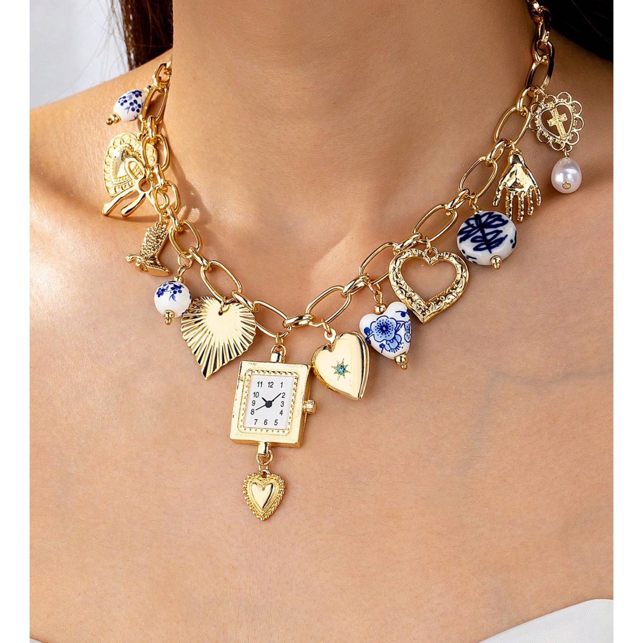 Multicharms Neckpiece