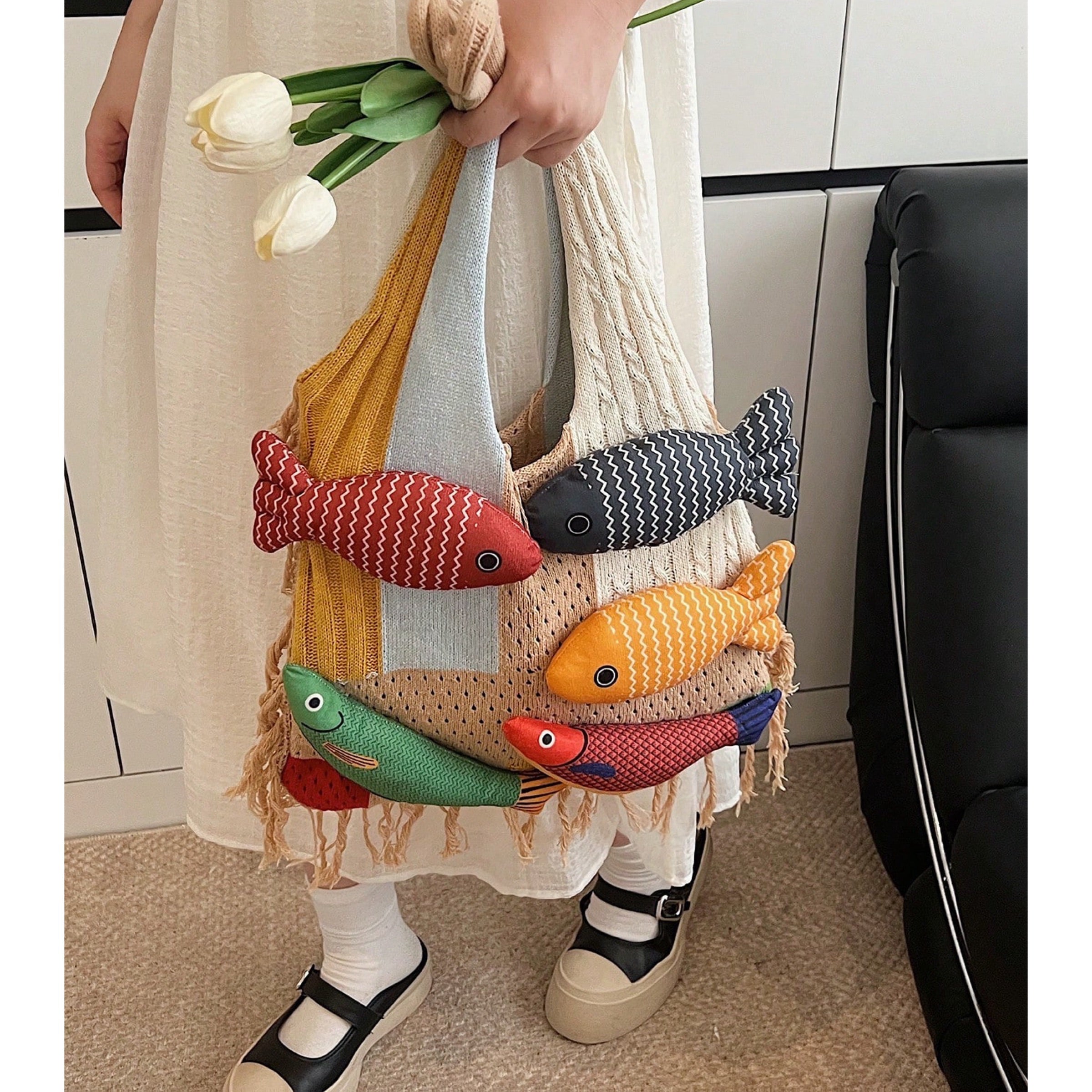 Color fish Knitted bag