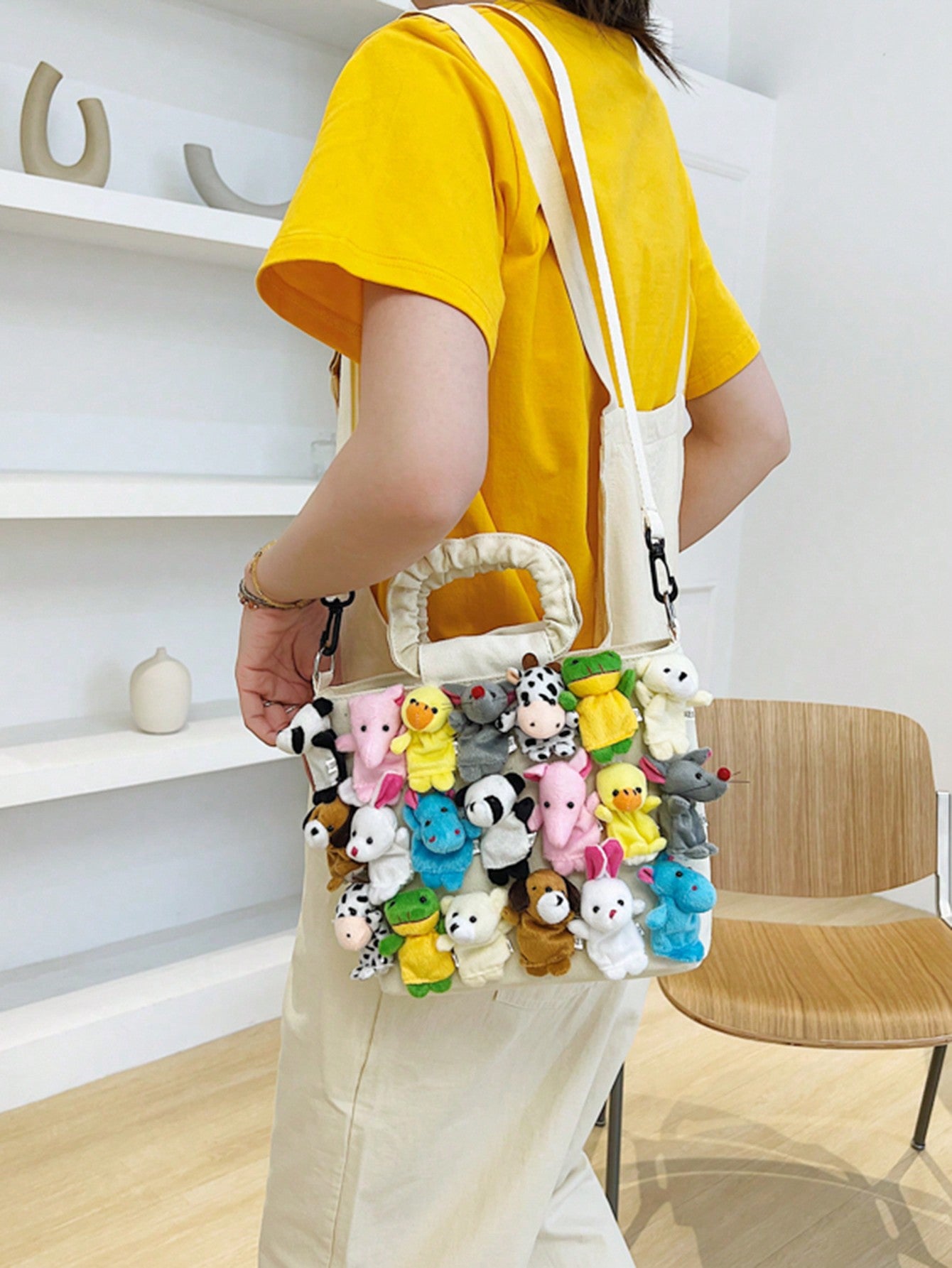 Iceland Belle Square Bag